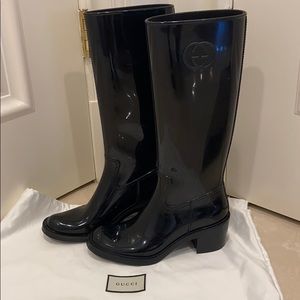Gucci rubber rain boots